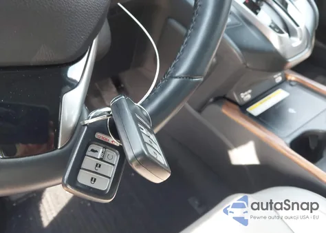 2021 Honda Cr-V Awd Touring z USA, uszkodzony, nr VIN 2HKRW2H92MH658058